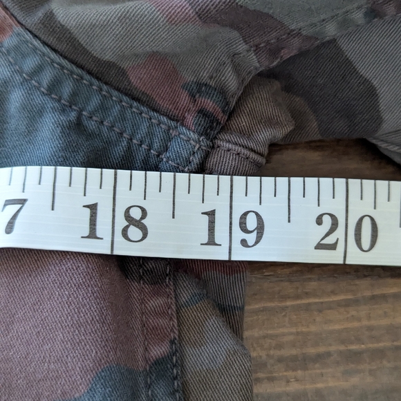 NWT J Brand Acamar Camouflag Trucker Jean Jacket Unisex S Demin - Picture 11 of 14